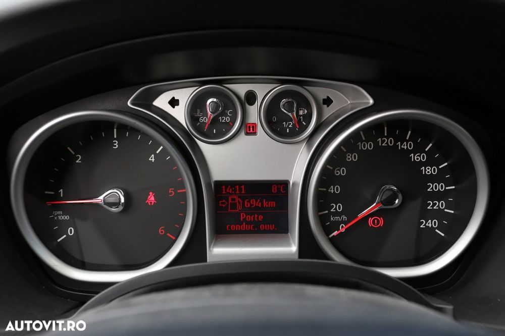 Ford Focus 1.6 TDCI Ambiente - 16