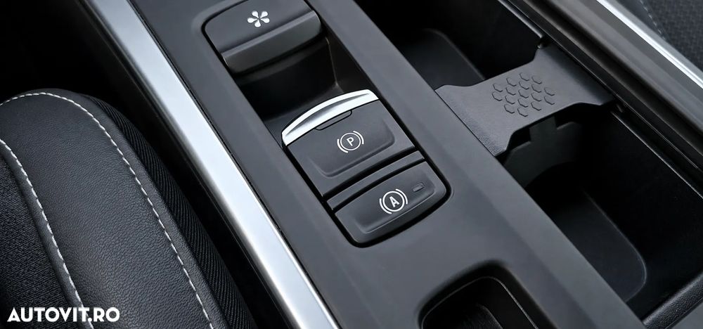 Renault Megane TCe 140 GPF EDC Techno - 15