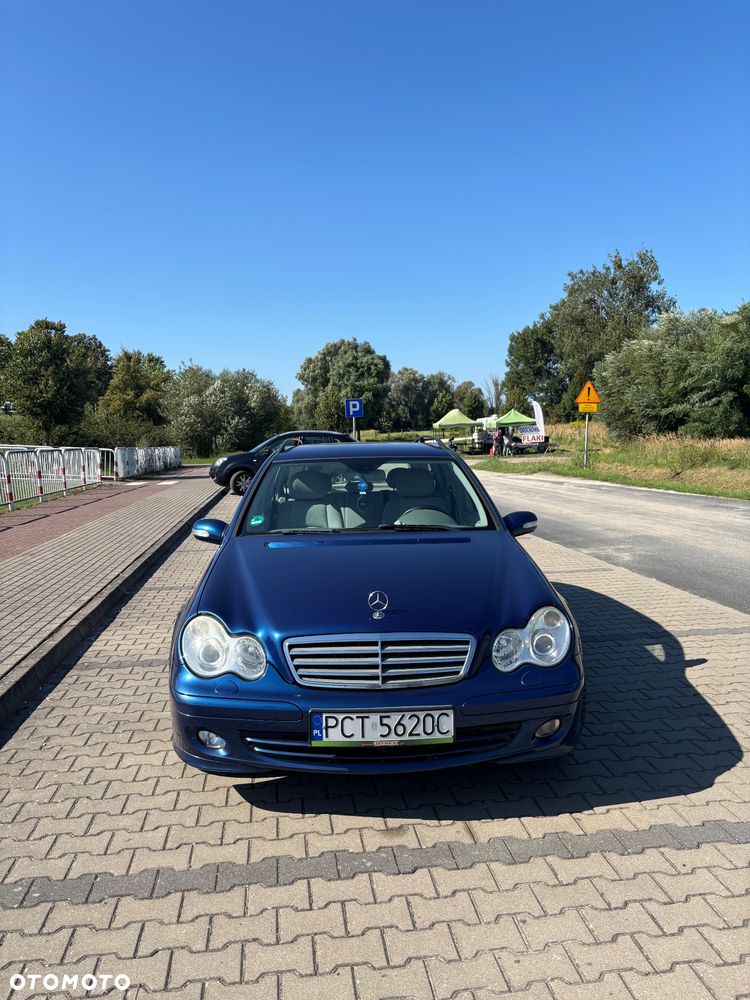 Mercedes-Benz Klasa C 180 T Kompr Classic - 2