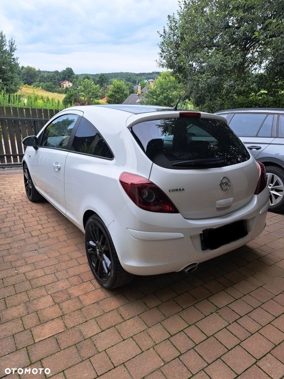 Opel Corsa 1.4 16V Color Edition - 2