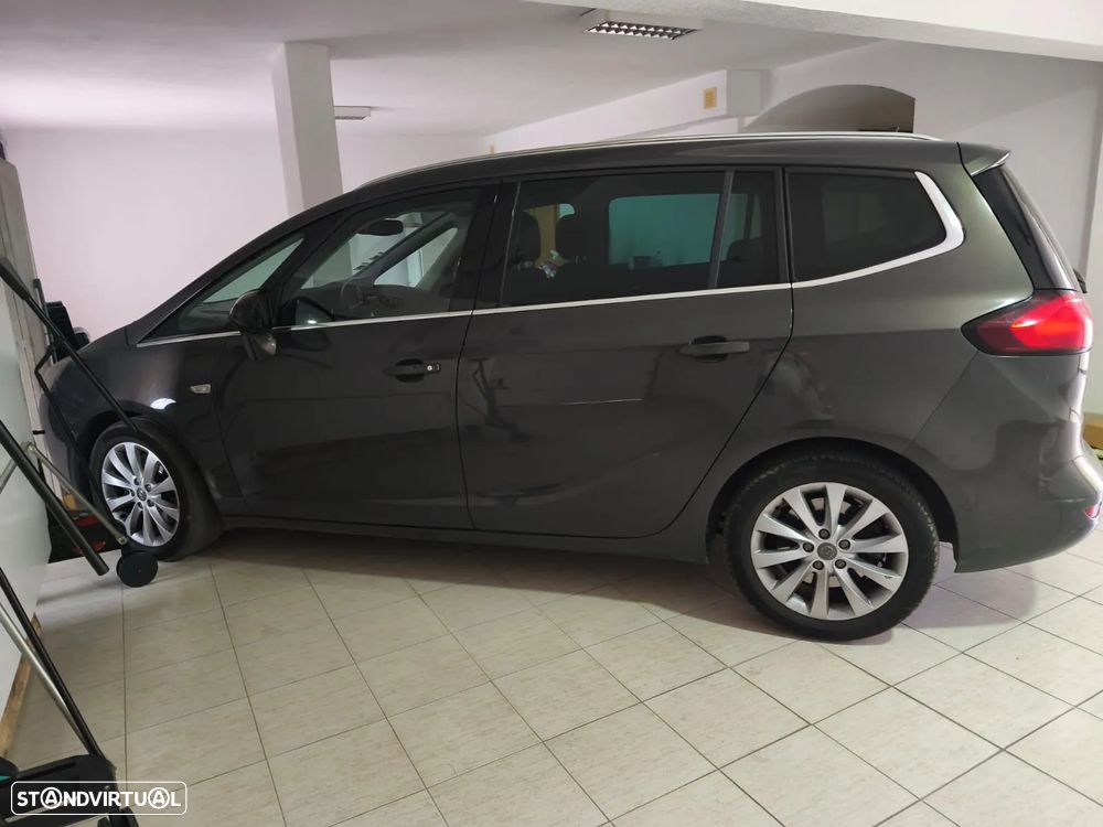 Opel Zafira - 3