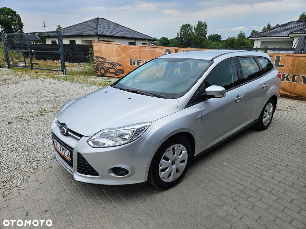 Ford Focus 1.6 TDCi ECOnetic 99g Start-Stopp-System Champions Edition - 6