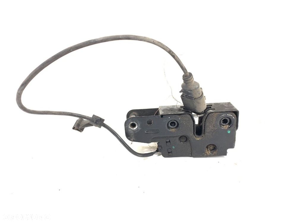 ZAMEK MASKI PRZÓD - 76.00 PLN - AUDI A4 B8 Avant (8K5) 2007 - 2015 2.0 TDI 100 kW [136 KM] olej - 1