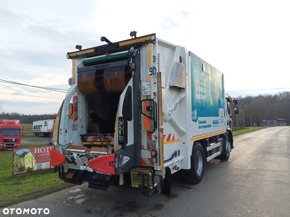 Renault Śmieciarka Renault D19/ Mały przebieg i udokumentowany - 5