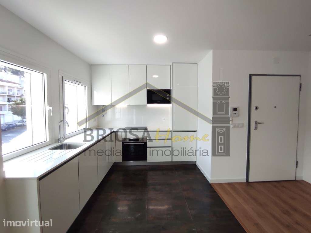 Apartamento T2, novo, em Coimbra - Grande imagem: 3/14