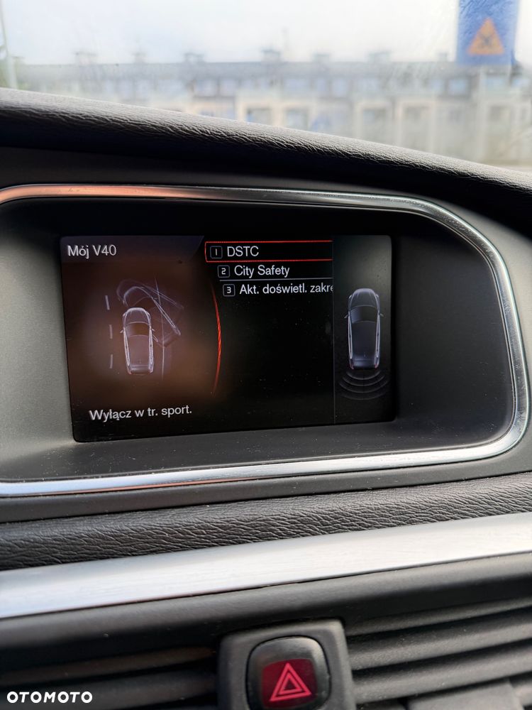 Volvo V40 T2 - 16