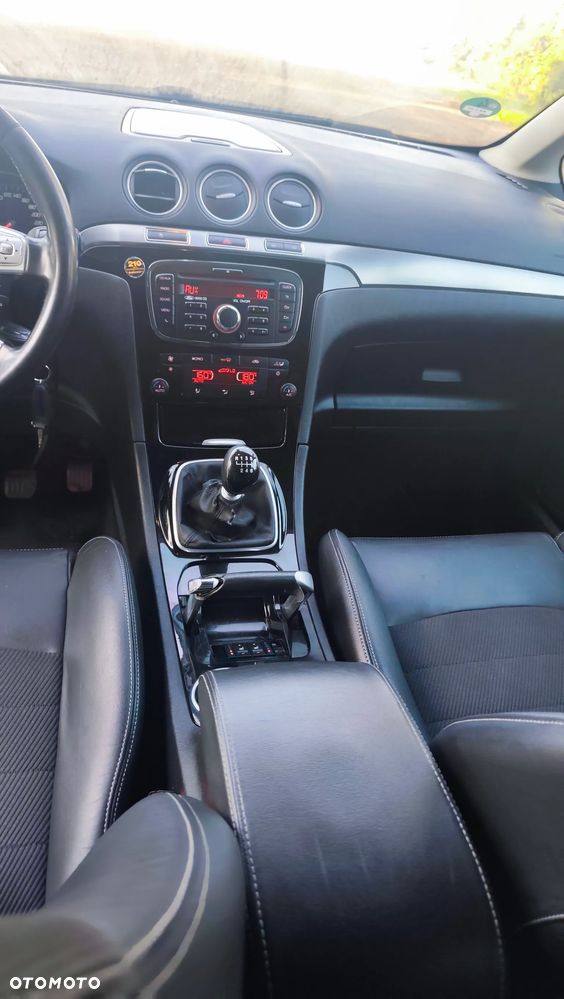 Ford Galaxy 2.0 TDCi Platinium X (Titanium) - 21