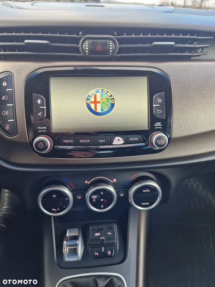 Alfa Romeo Giulietta - 16