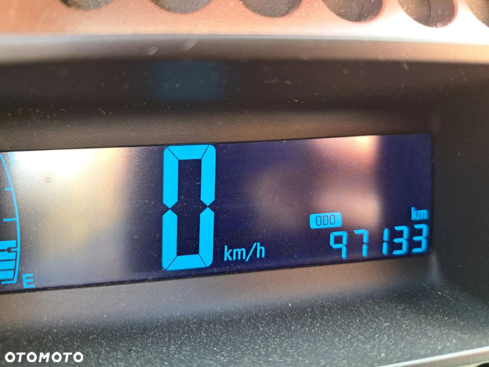 Chevrolet Aveo - 8