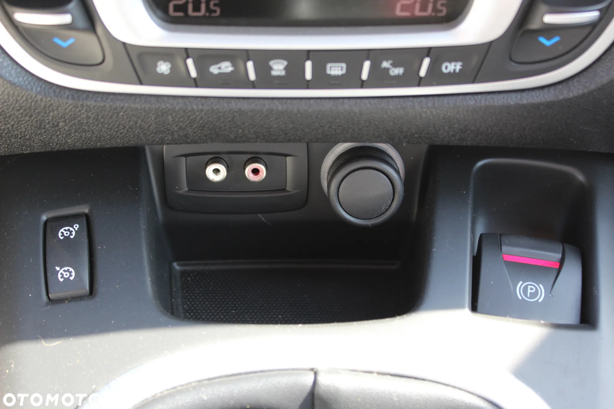 Renault Scenic 1.6 16V Limited - 22