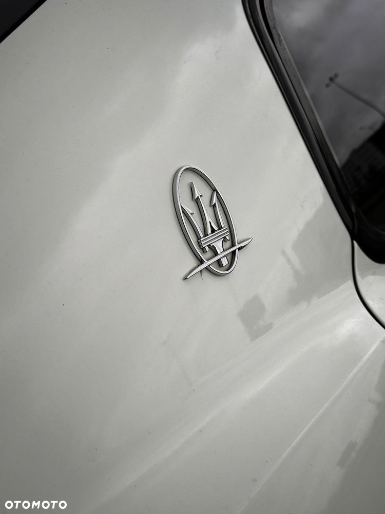 Maserati Quattroporte S - 5