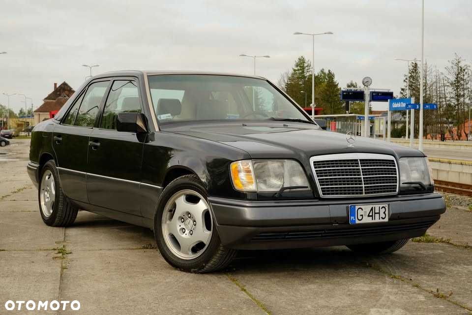 Mercedes-Benz W124 (1984-1993)