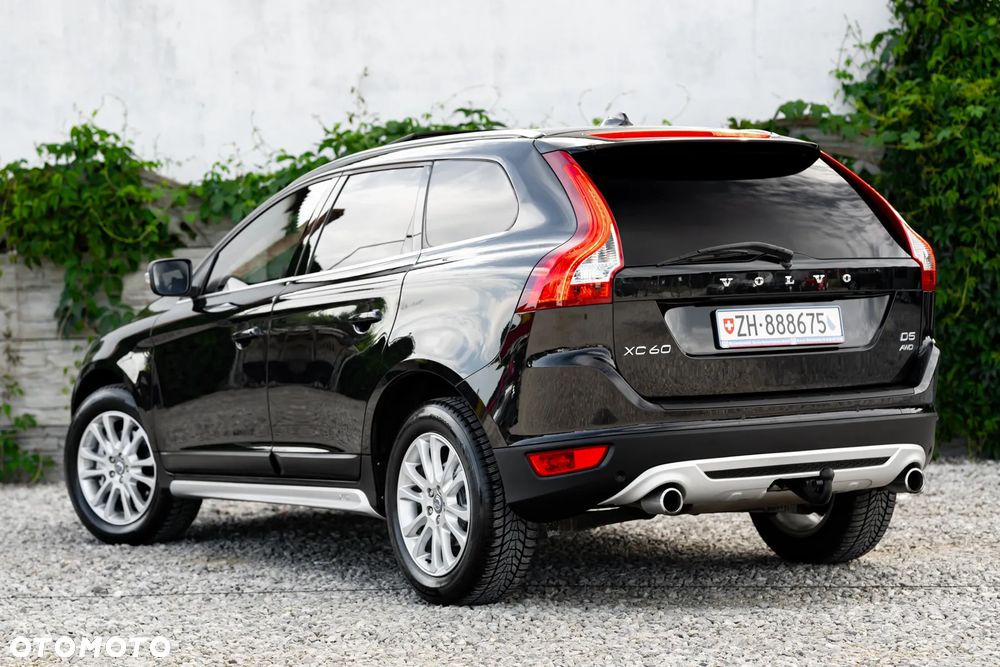 Volvo XC 60 D5 AWD RDesign - 12
