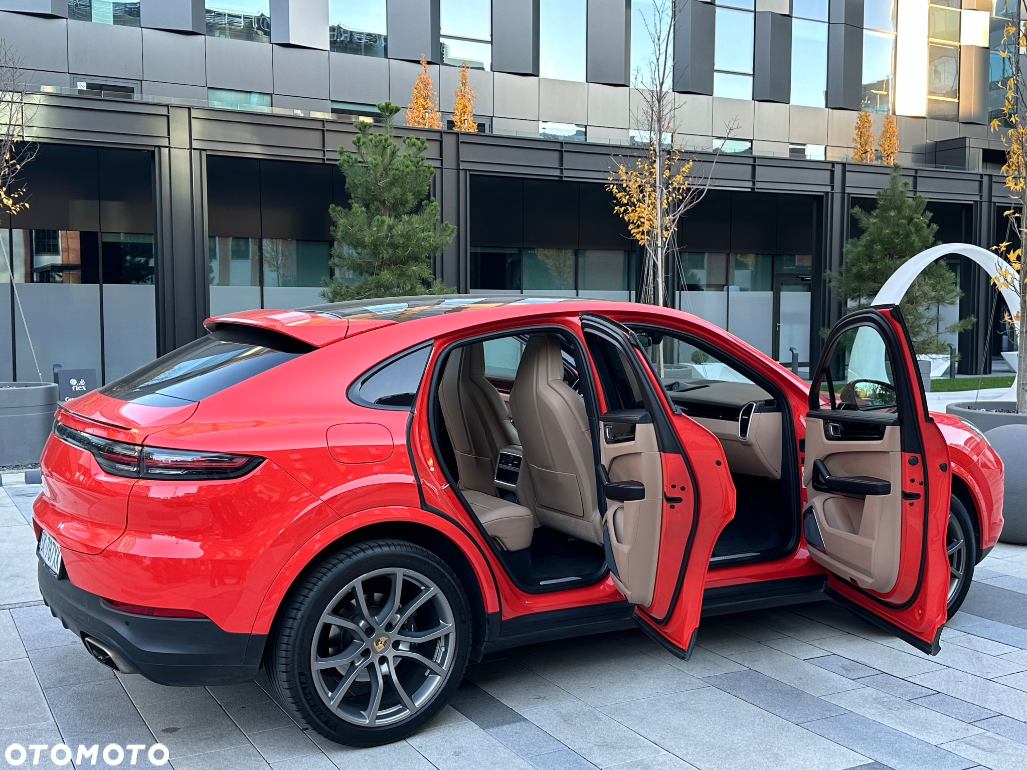 Porsche Cayenne Coupe Platinum Edition - 35