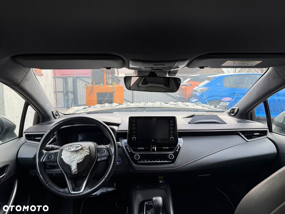 Toyota Corolla 2.0 Hybrid Executive - 11