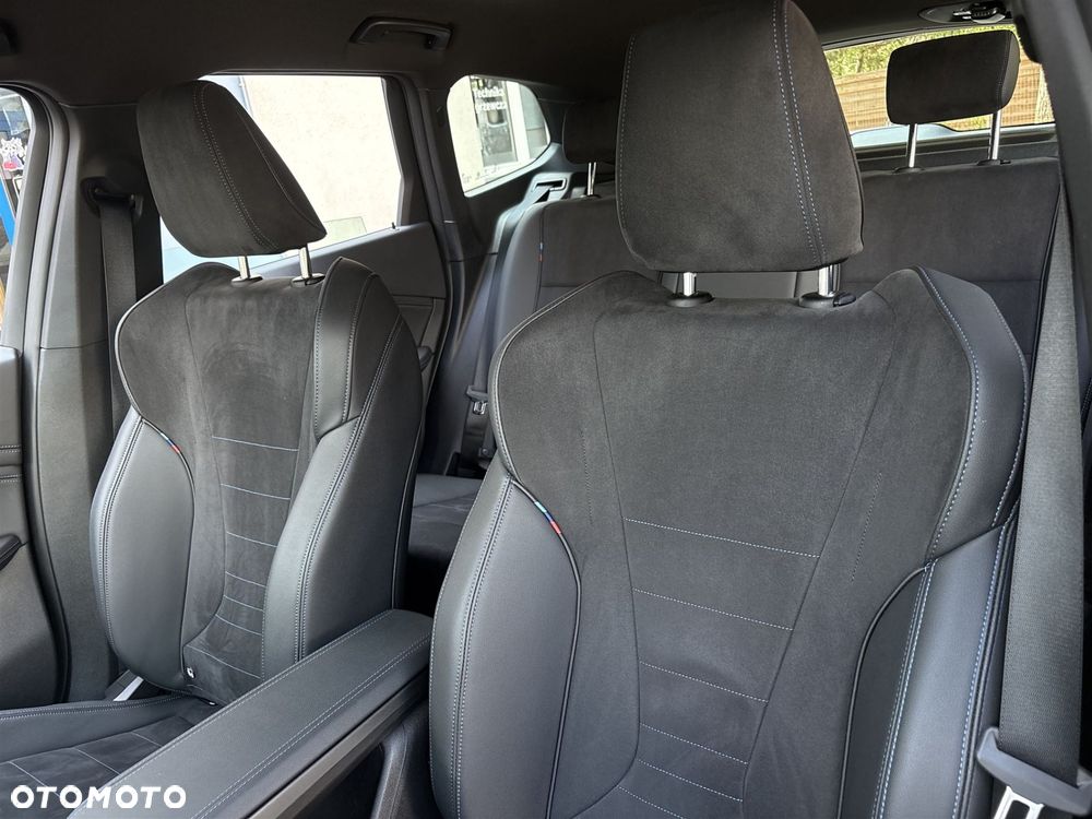 BMW X1 sDrive18i - 19