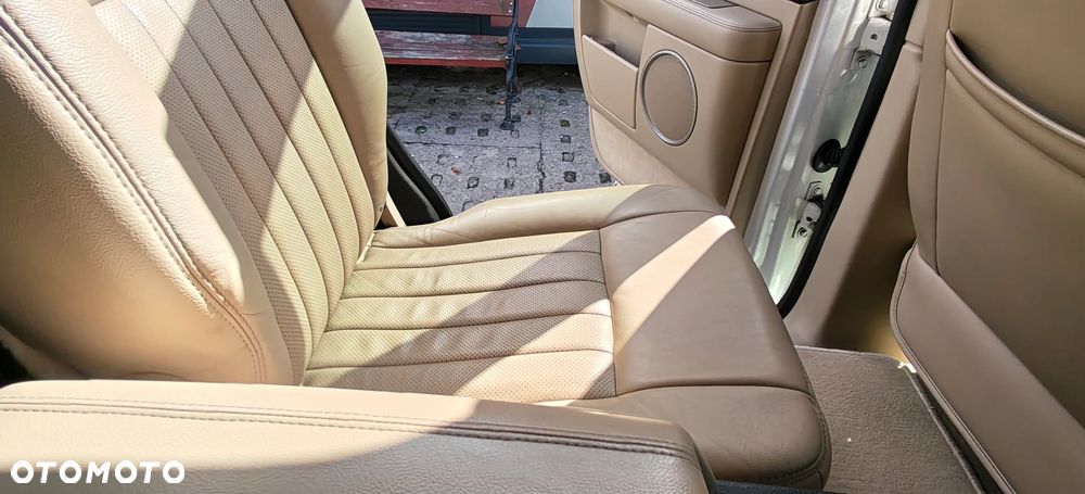 Lincoln Navigator 5.4 4WD - 39