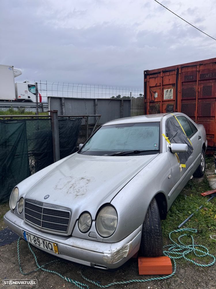 Mercedes-Benz E 220 CDI Classic - 1