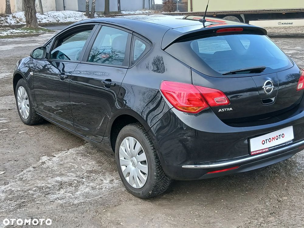 Opel Astra 1.6 Style - 15