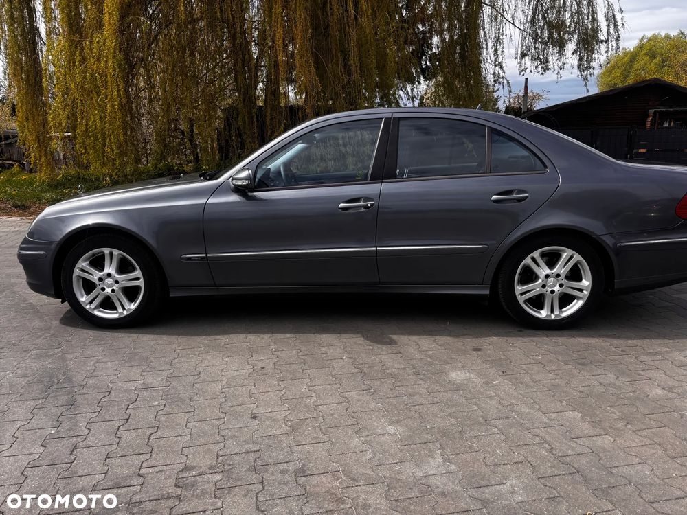 Mercedes-Benz Klasa E 320 CDI 7G-TRONIC Avantgarde BusinessEDITION - 6
