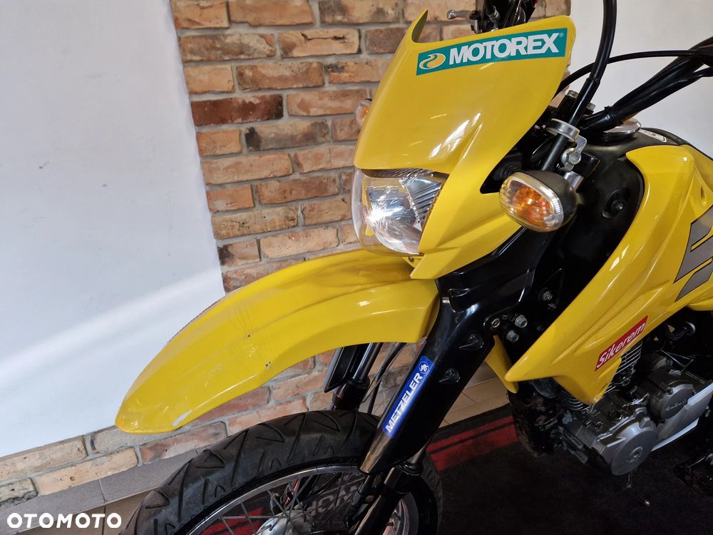 Suzuki DR - 21
