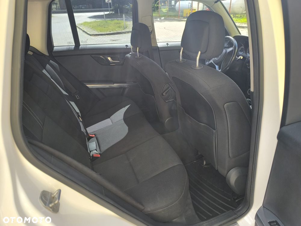 Mercedes-Benz GLK 350 4-Matic - 27