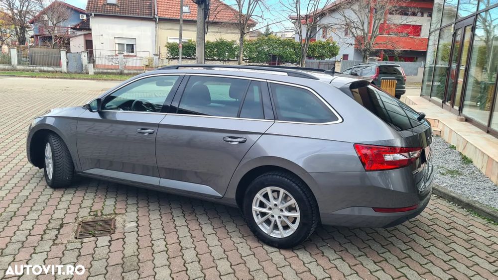 Skoda Superb Combi 2.0 TDI DSG Selection - 3
