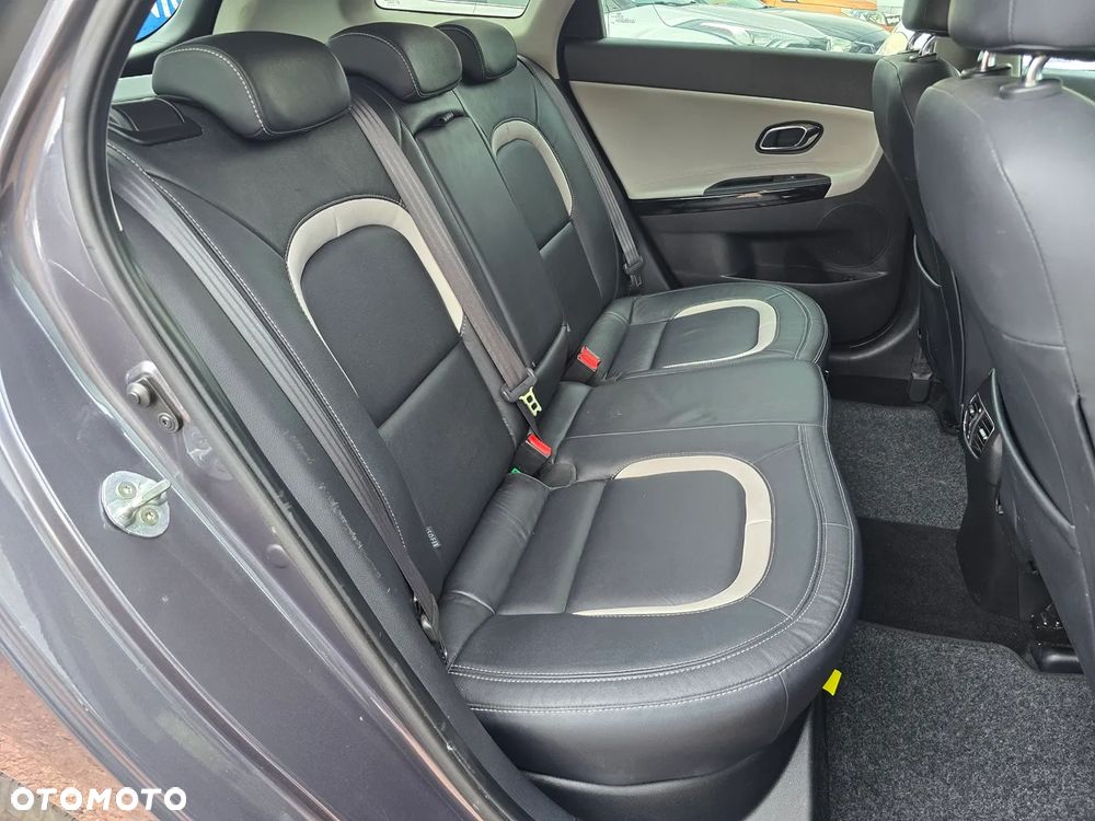 Kia Ceed 1.6 GDI Platinum Edition - 15