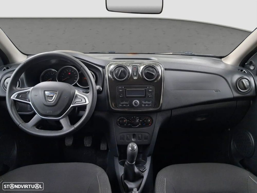 Dacia Sandero - 5