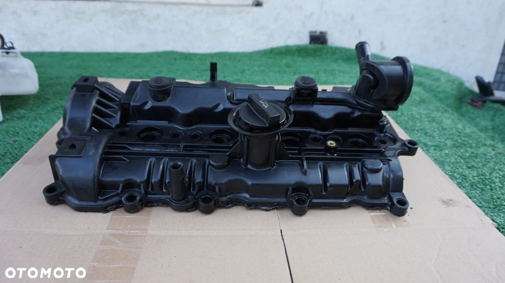 Mazda  3 6 GJ CX5 pokrywa zaworow 2.2D   Skyactive SH0110221 SH01 10 221 - 2