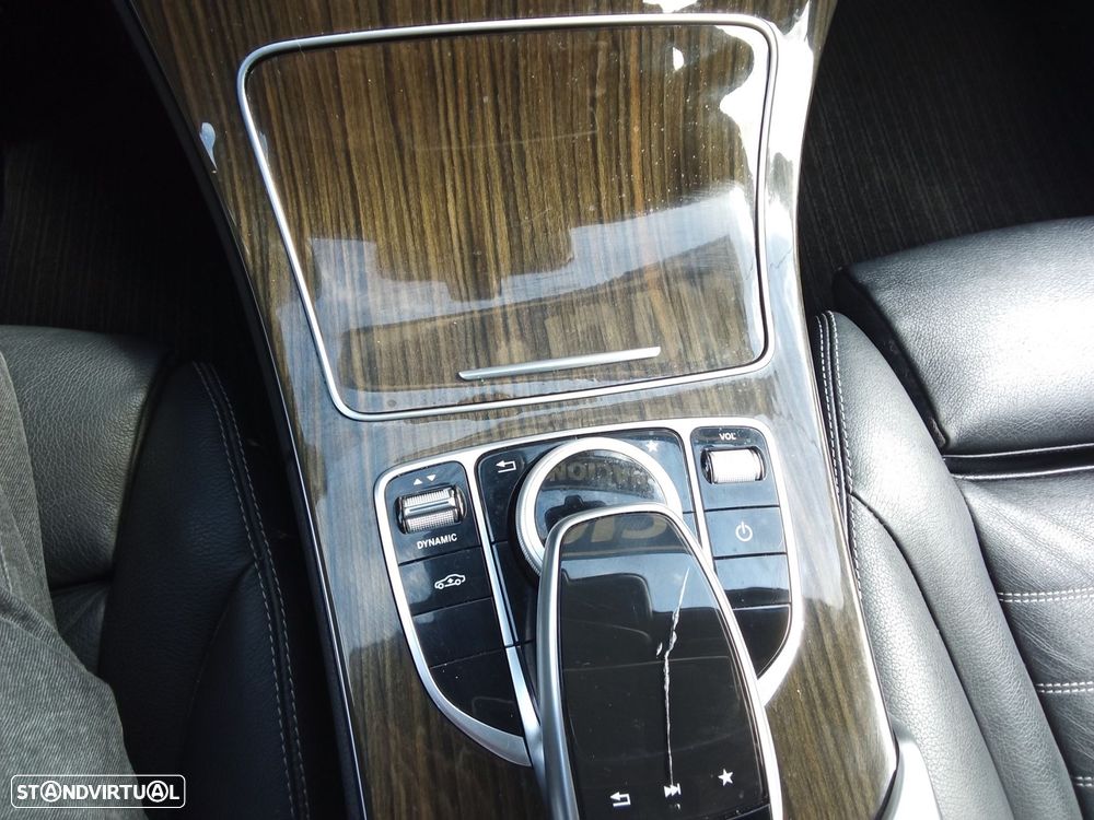 Mercedes-Benz C 300 BlueTEC Hybrid AMG Line - 21