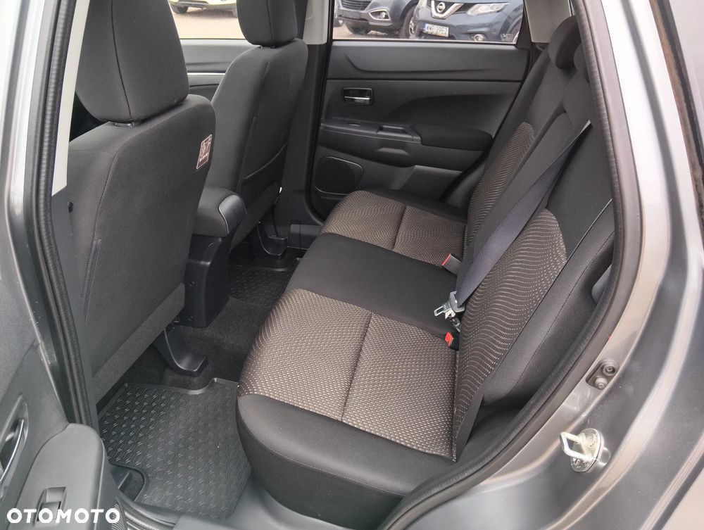 Mitsubishi ASX - 13