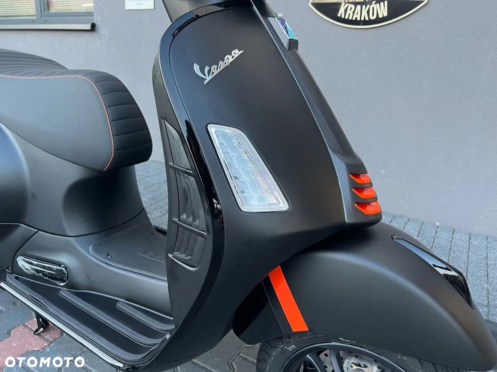 Vespa GTS - 7
