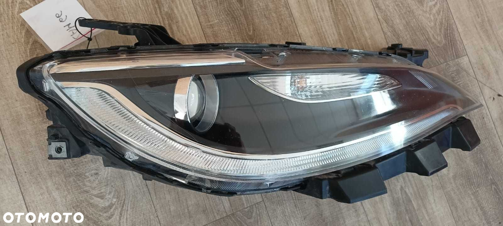 200 Chrysler 2015- Lampa Prawa Przód USA - 7