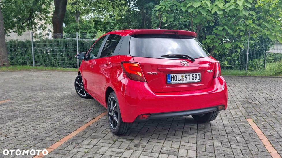 Toyota Yaris 1.33 Premium - 7