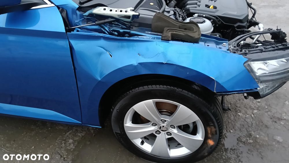 Skoda Superb 1.5 TSI ACT DSG Sportline - 36