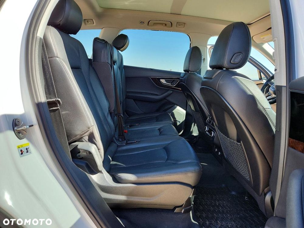 Audi Q7 3.0 TFSI Quattro Tiptronic - 10