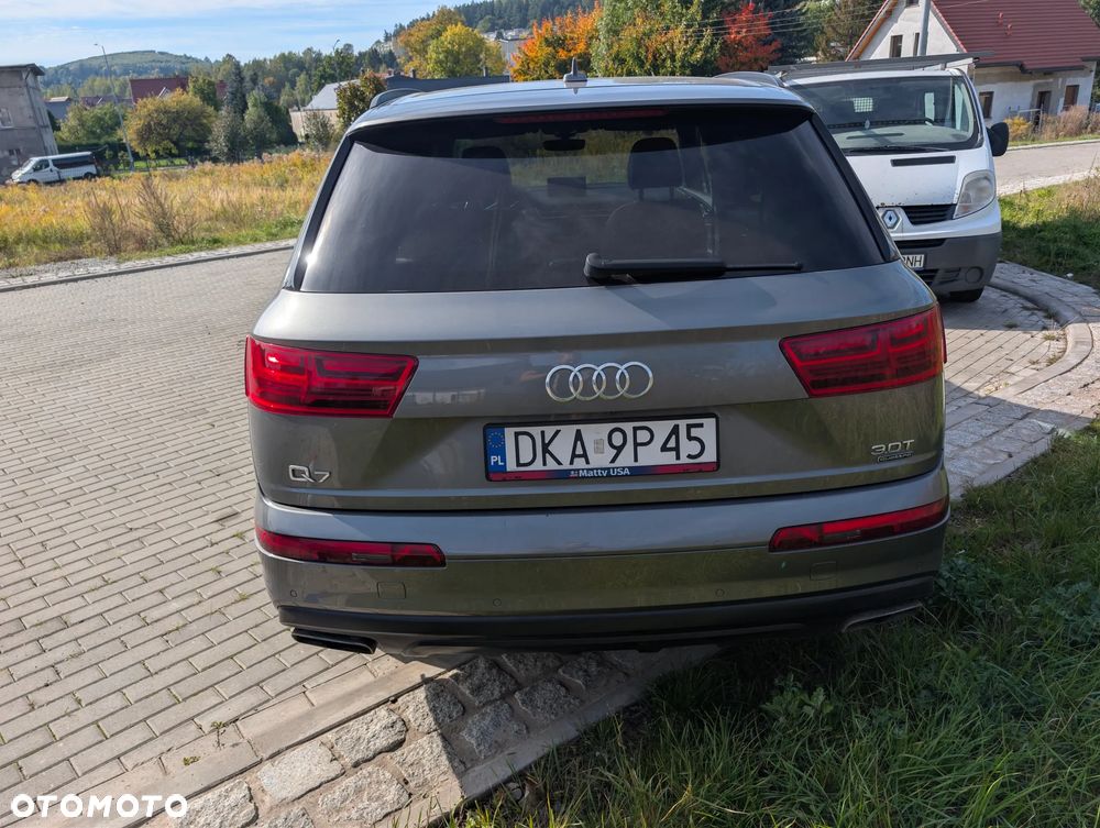 Audi Q7 3.0 TFSI Quattro Tiptr - 6
