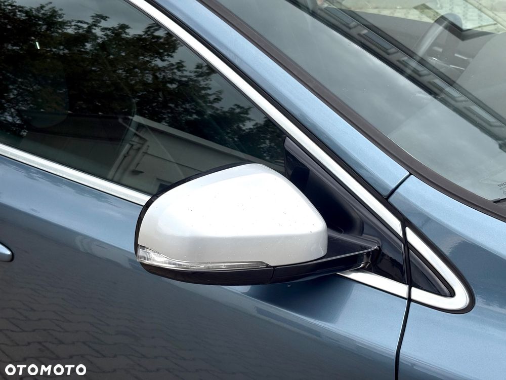 Volvo V40 D2 You - 9