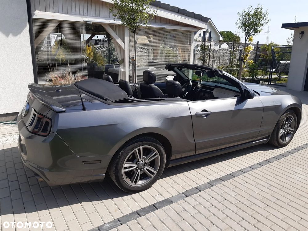 Ford Mustang 3.7 V6 Premium - 4
