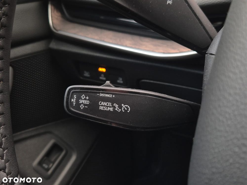 Skoda Superb 2.0 TDI SCR 4x4 L&K DSG - 32