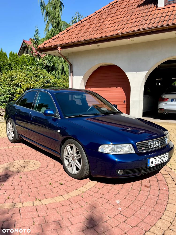Audi A4 Limousine 1.8 - 6