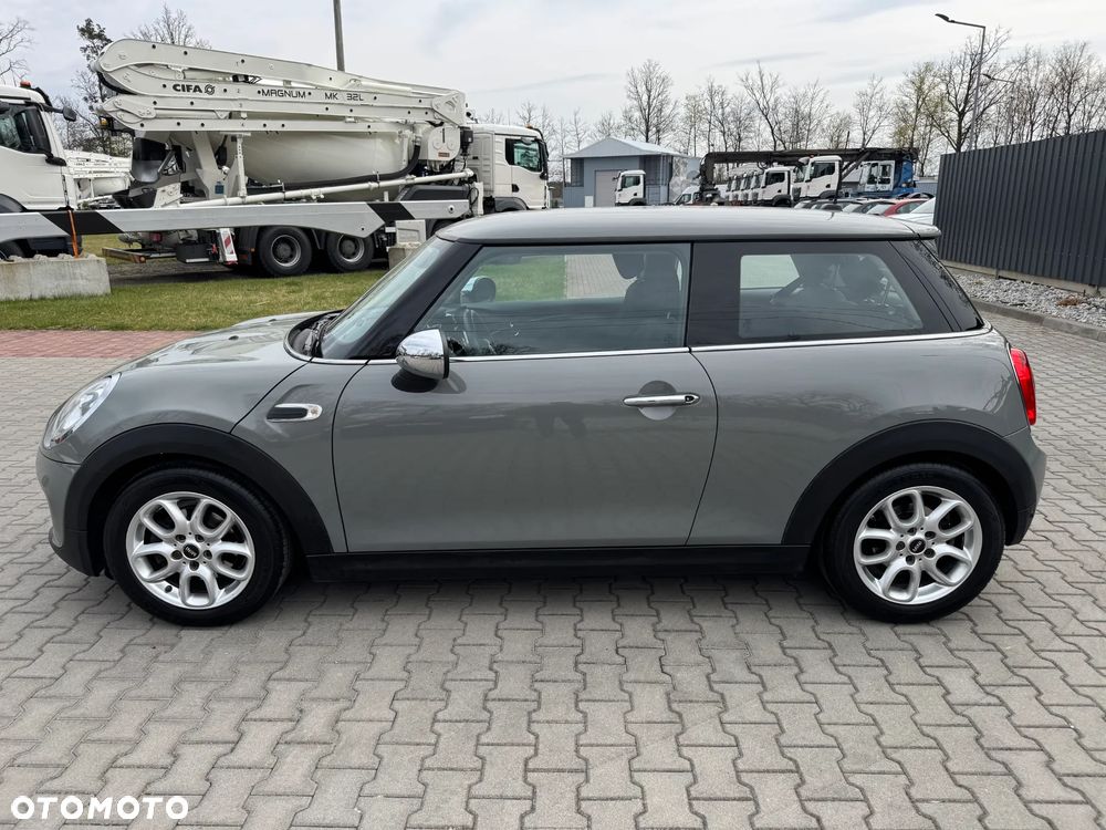 MINI ONE Standard - 8