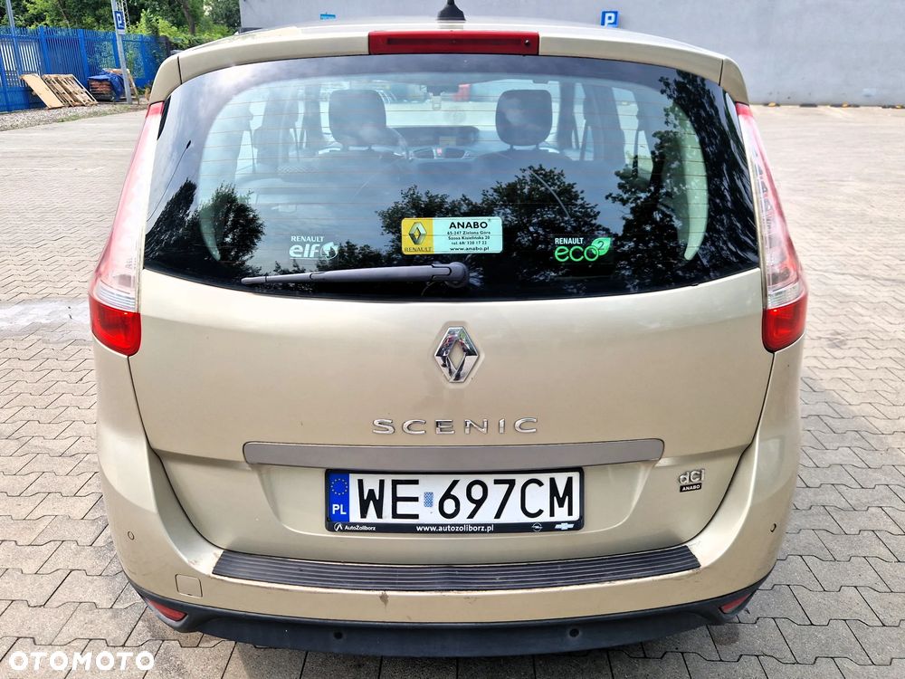 Renault Scenic 2011 photo 4