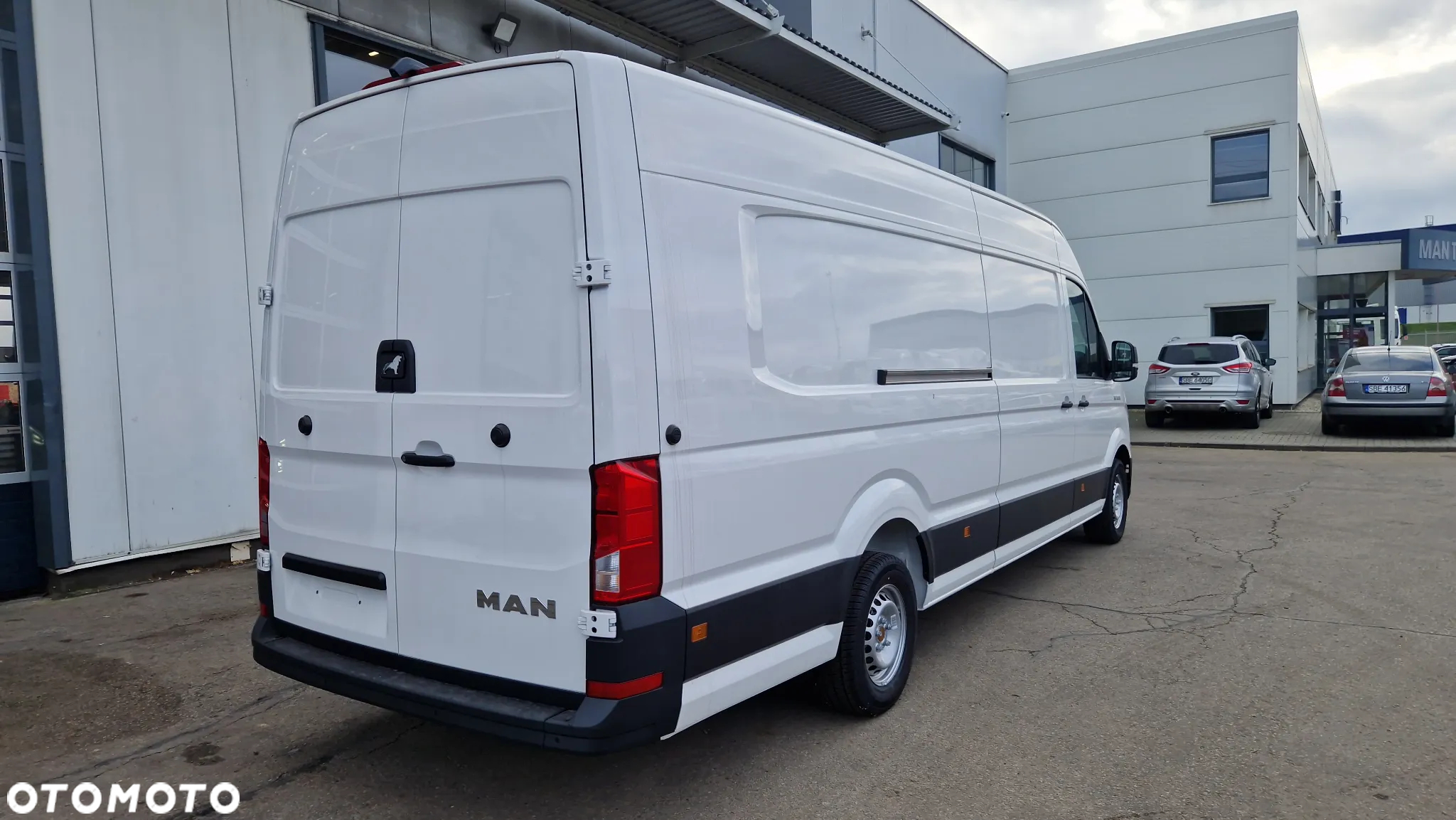 MAN TGE 3.180 4X2F SB - 5