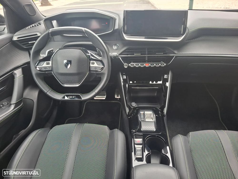 Peugeot 2008 1.2 PureTech GT Line EAT8 - 12
