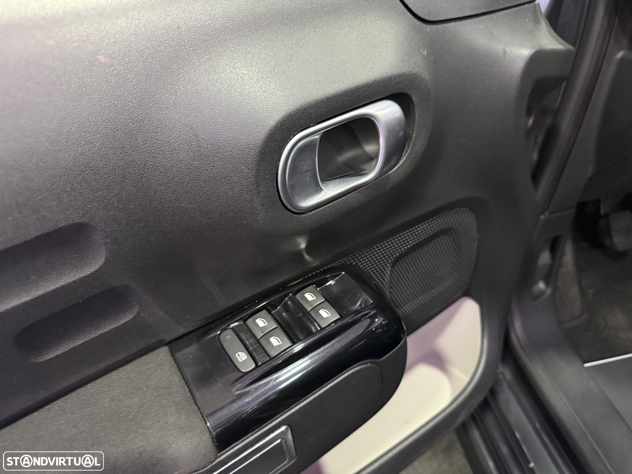 Citroën C3 1.2 PureTech Feel - 10