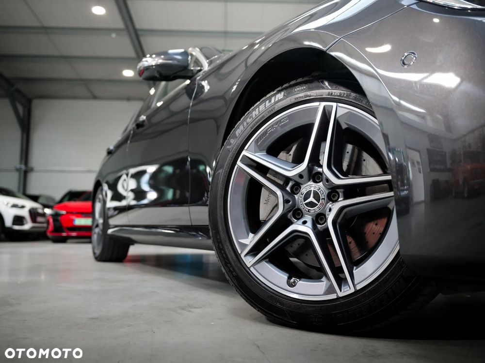 Mercedes-Benz Klasa E 220 d 4-Matic AMG - 12