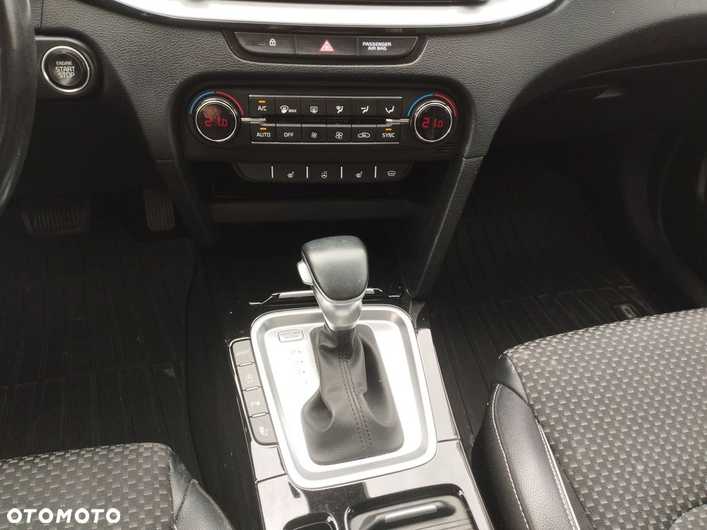 Kia XCeed 1.6 T-GDI L Business Line DCT - 16