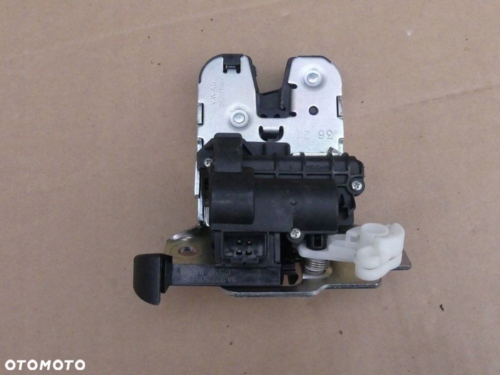 dw id 4 zamek klapy 11a827505 - 1